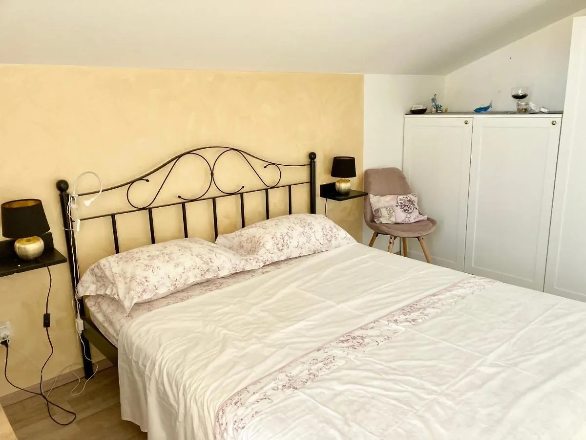 Holiday Home Villa Monica Koreniki